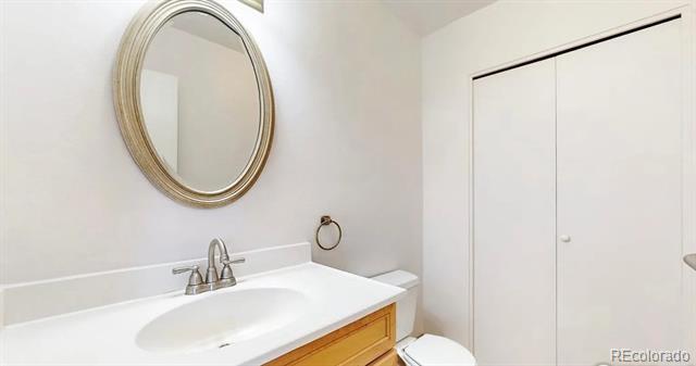 Building Photo - 223 Holman Way