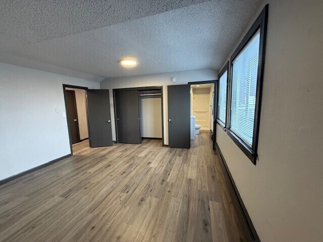 Building Photo - 16 N Broadway St