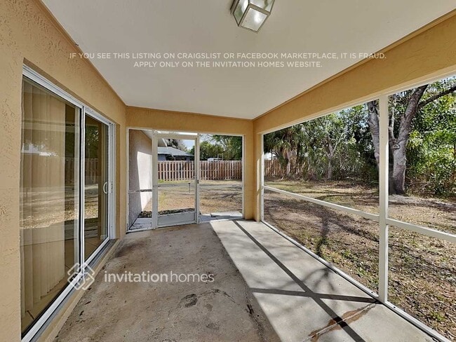 Building Photo - 2350 Mauve Terrace