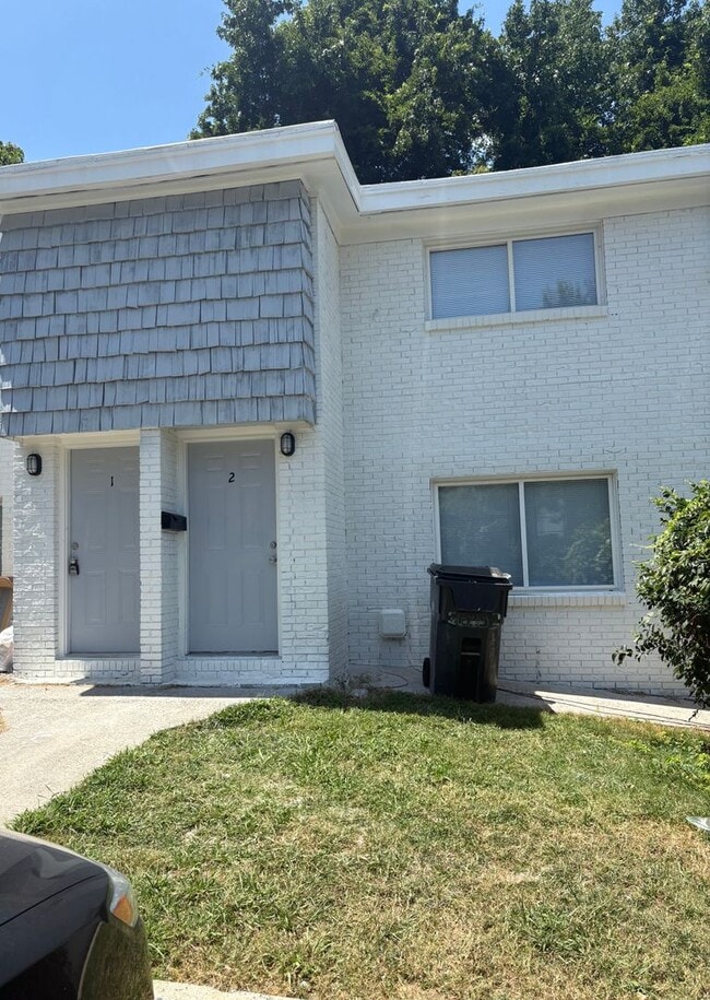 Primary Photo - Spacious 2bedroom Townhome