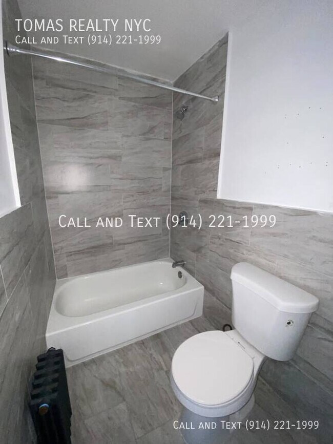 Building Photo - 222 Sommerville Pl