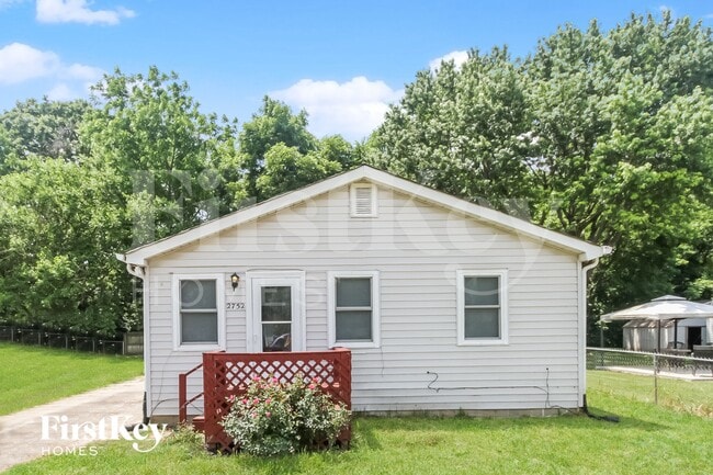 Building Photo - 2752 S Rybolt Ave