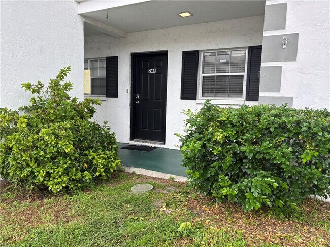 Primary Photo - 4503 3rd St Cir W