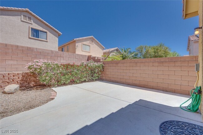 Building Photo - 11020 Napa Ridge Dr