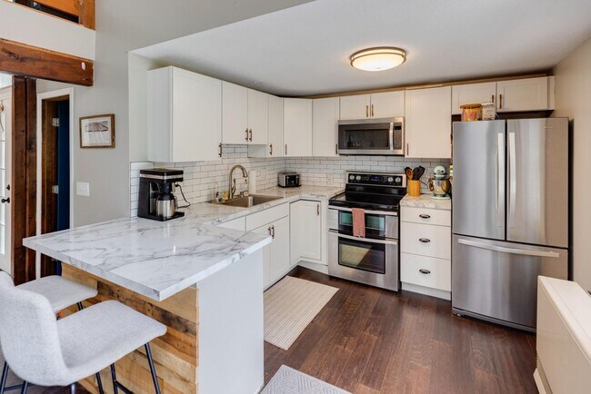 Building Photo - 93 Lady Slipper Rd