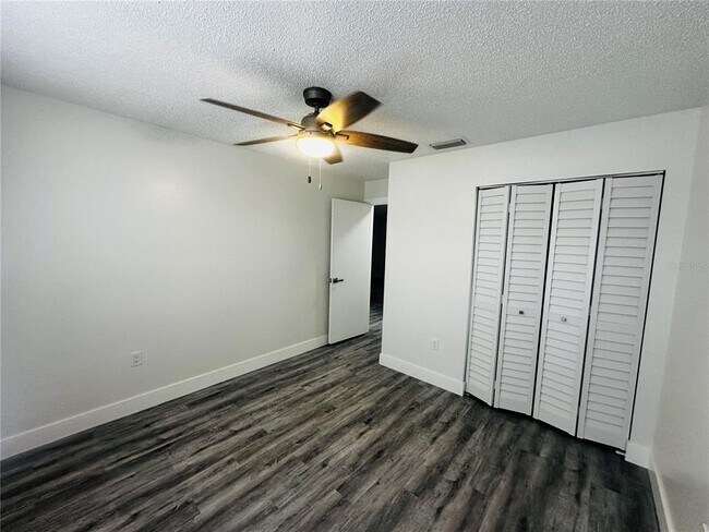 Building Photo - 3005 Wainwright Ct