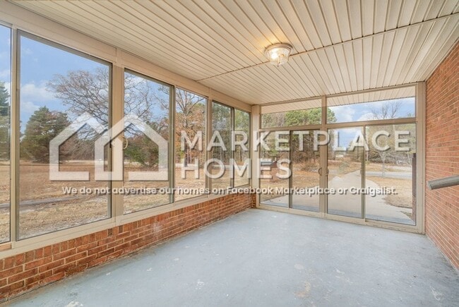 Building Photo - 33991 SC-9