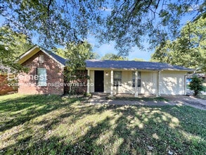 Building Photo - 6175 Forestgate Rd