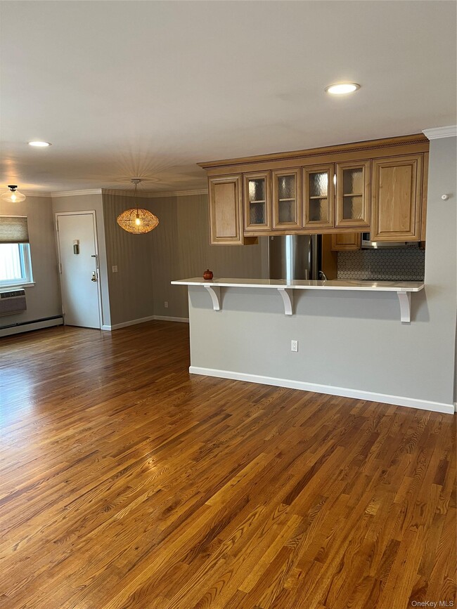 Building Photo - 77 Richmond Blvd