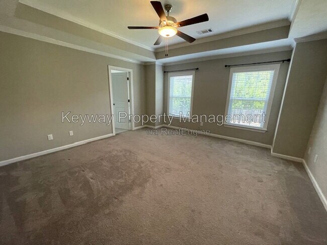 Building Photo - 546 Bunchgrass St