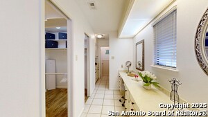 Building Photo - 9023 Luzita Ln