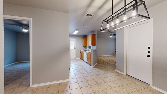 Building Photo - UPDATED DUPLEX IN NOLANVILLE ONLY $1,350!!!