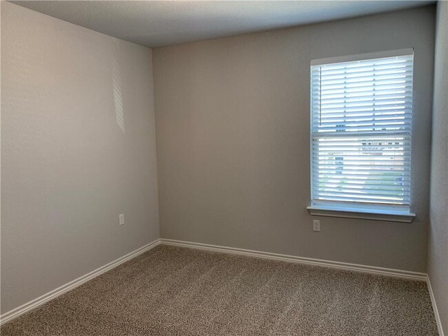 Building Photo - 1317 Ambler Dr