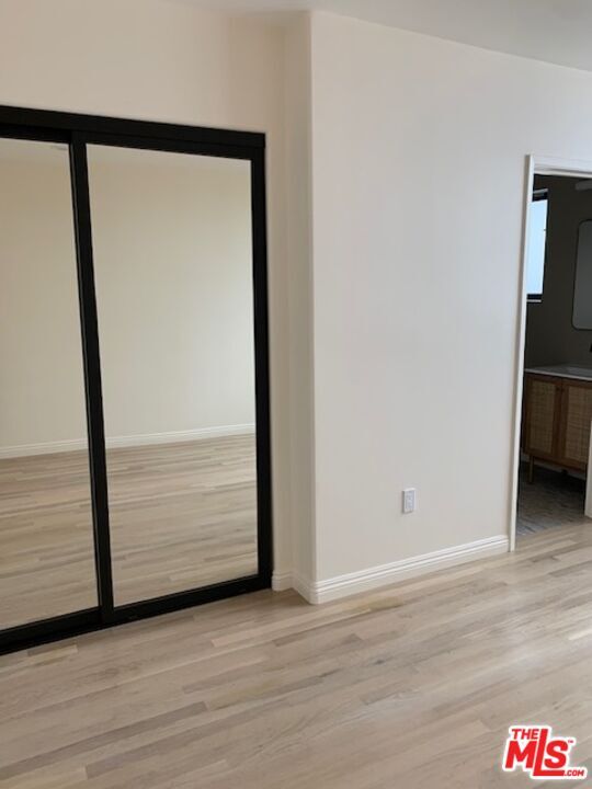 Building Photo - 914 N Fairfax Ave