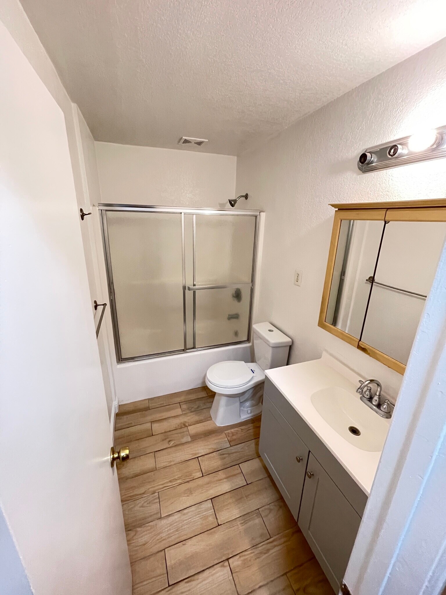 Restroom - 5890 Noble St