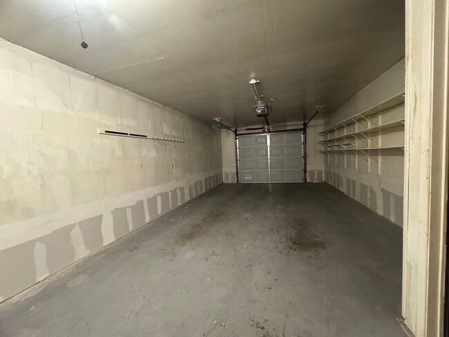 Building Photo - 507 S Lea Ave