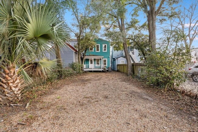 Building Photo - 216 W Anderson St