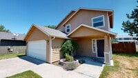 Building Photo - 1243 SE Newgate Dr