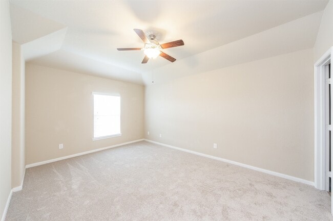 Building Photo - 6202 Eden Prairie Dr