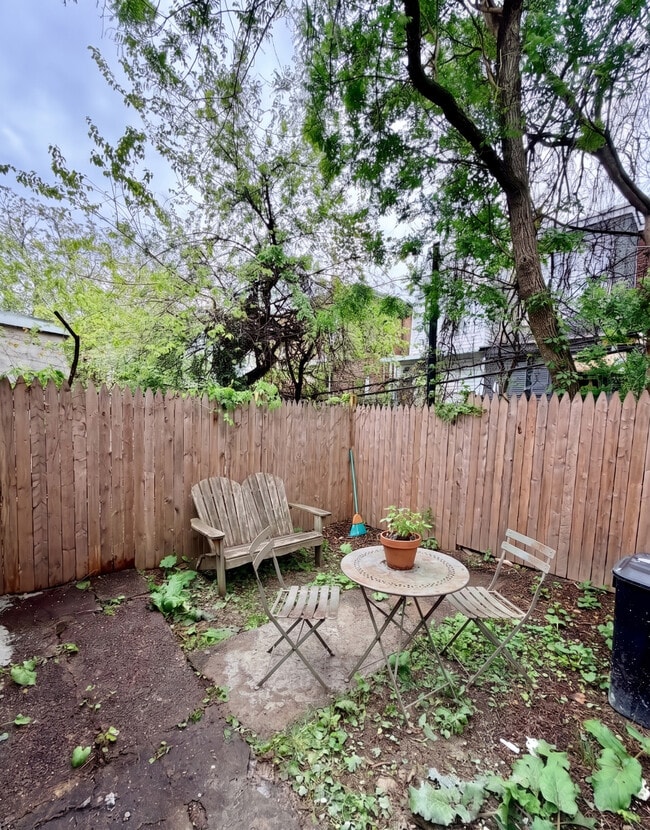 Building Photo - 1920 Brunner St