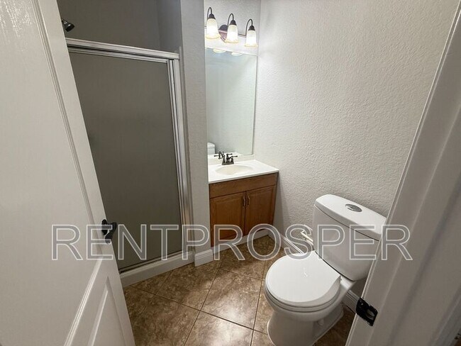 Building Photo - 3725 S Lake Orlando Pkwy