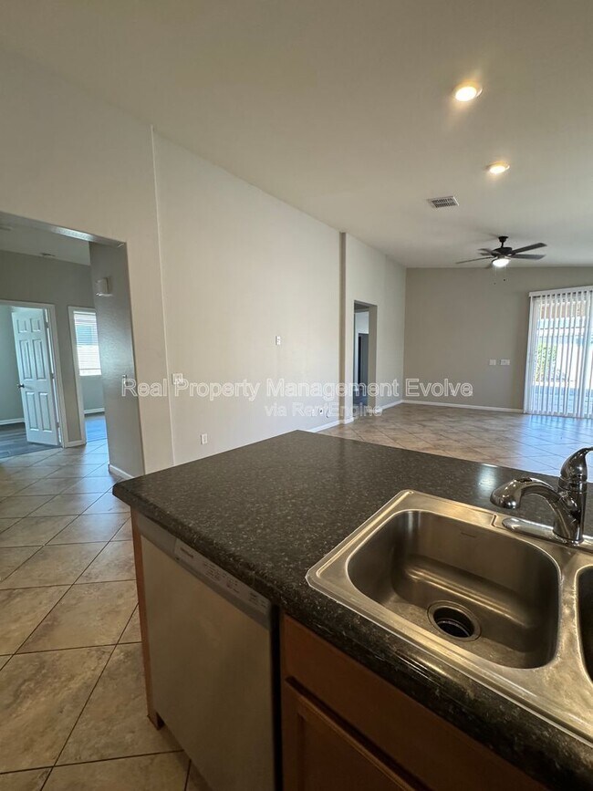 Building Photo - 13014 W Lamar Rd