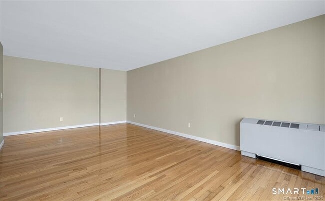 Building Photo - 115 S Main St