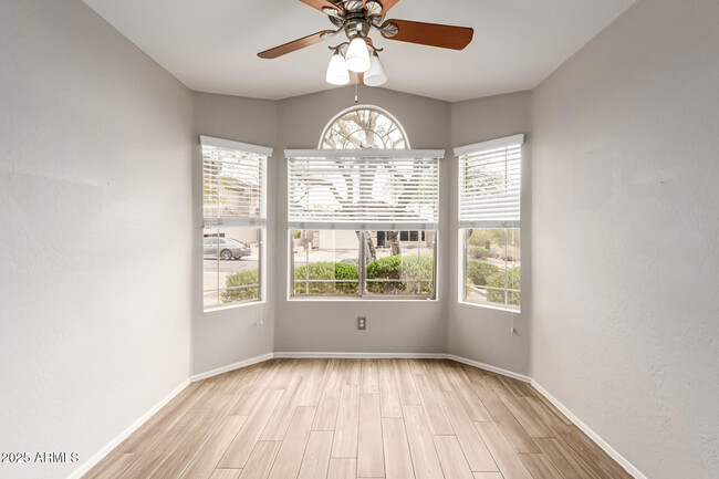 Building Photo - 10438 E Star of the Desert Dr