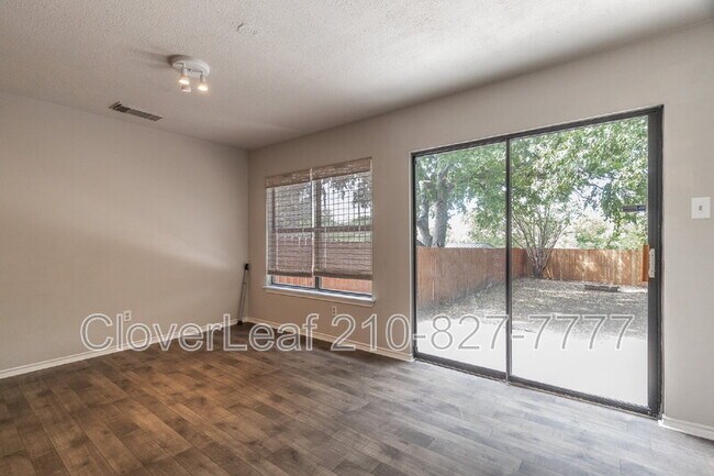 Building Photo - 8019 Hilltop Crest