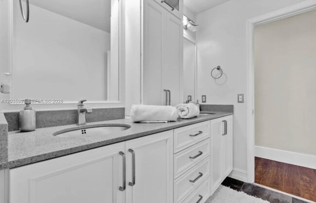 Building Photo - 1333 SW 175th Way