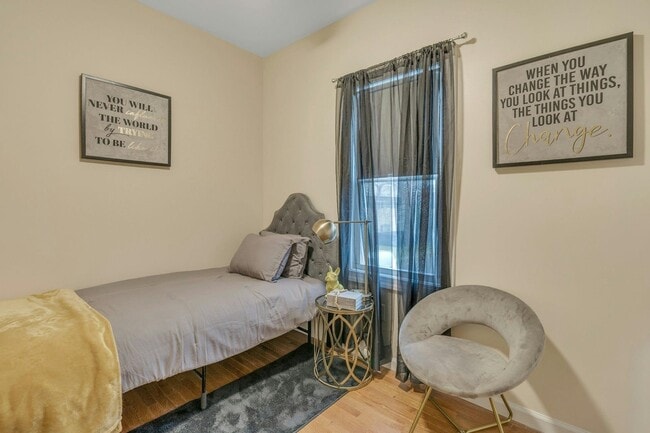 Building Photo - 255 Lafayette Pl