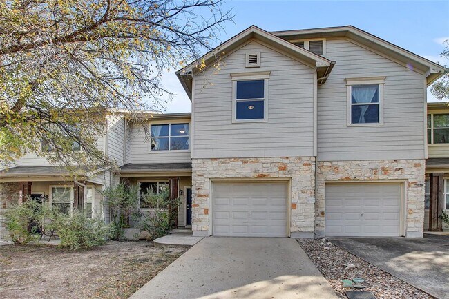 Building Photo - 512 Eberhart Ln