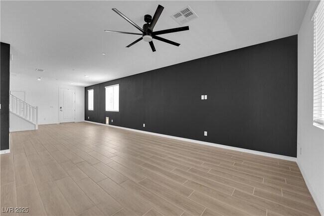 Building Photo - 195 Vander Rdg St