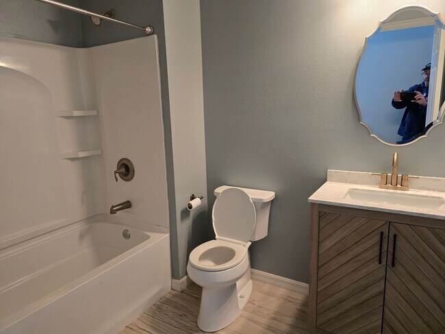 Building Photo - Beautiful 3 Bedroom 2 Bathroom Home, with Scenic Backyard View. Ormond Beach in Hunter's Ridge Co...