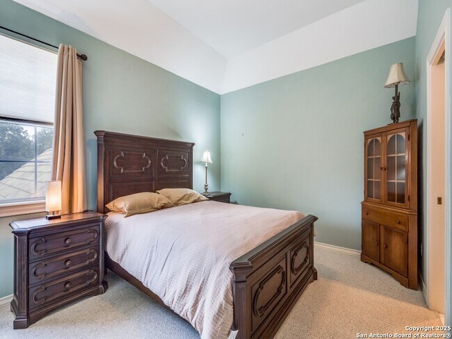 Building Photo - 19114 Autumn Garden