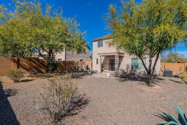 Building Photo - 26043 W Potter Dr