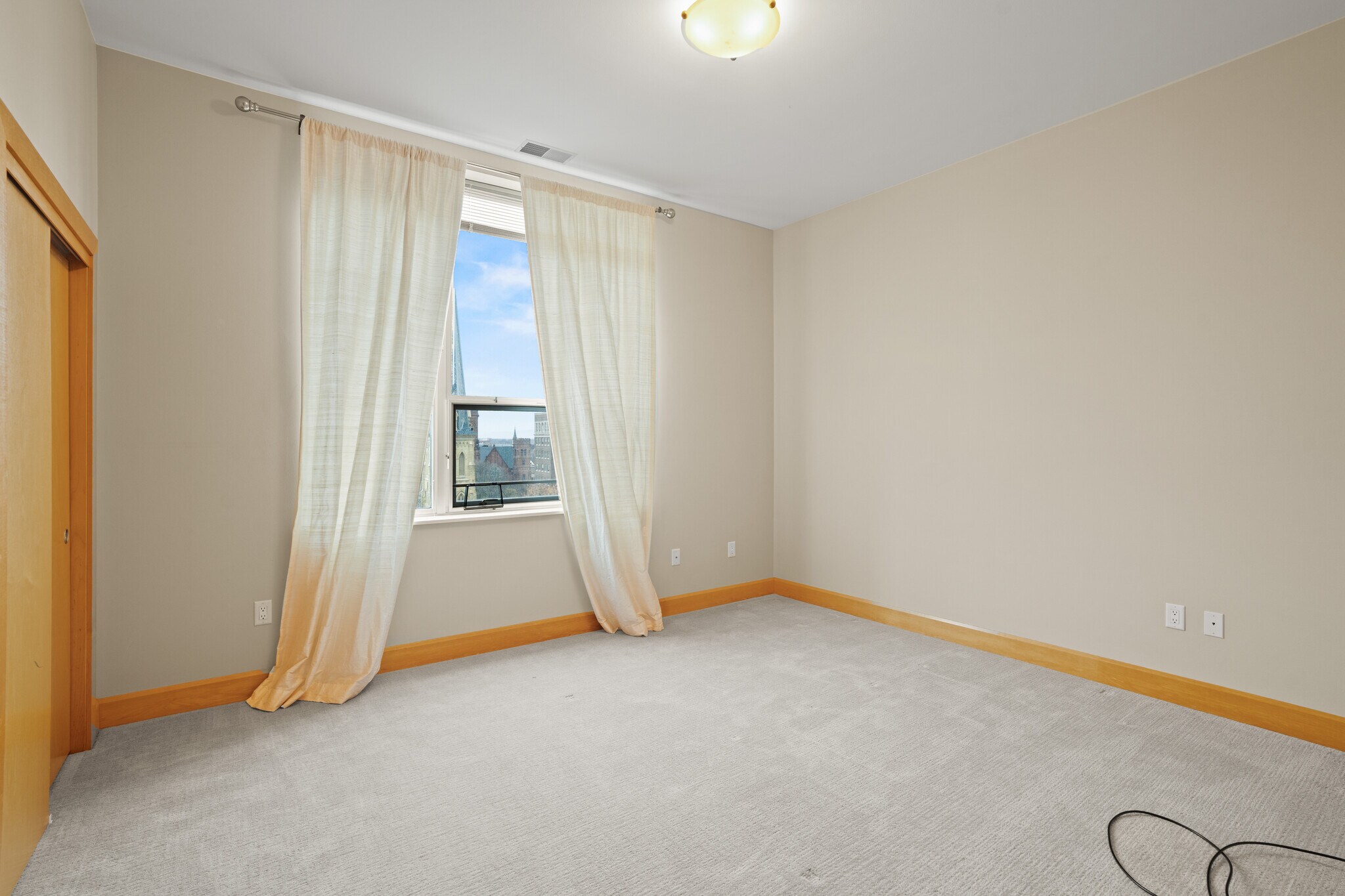 2nd Bedroom - 1111 N Marshall St