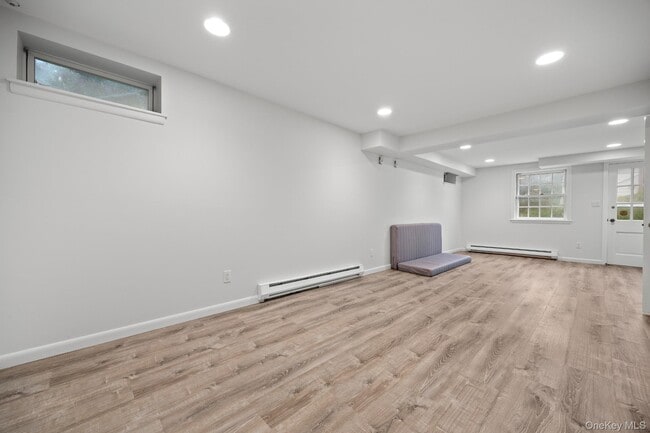 Building Photo - 98 Brookby Rd