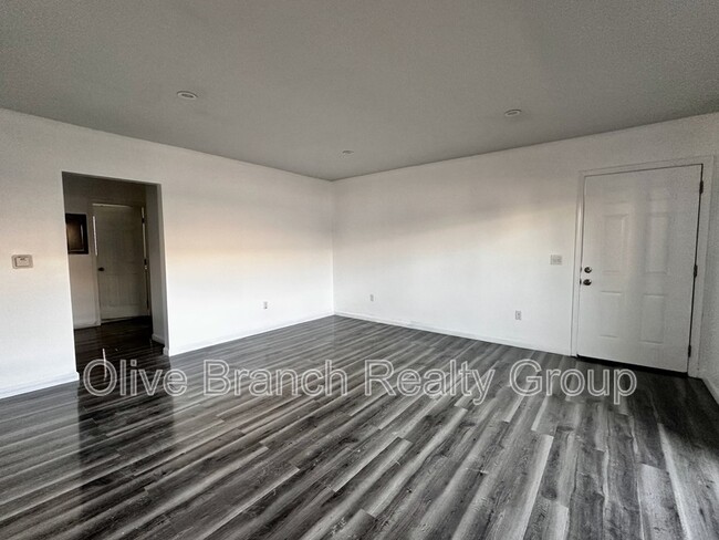 Building Photo - 7546 Norton Ave