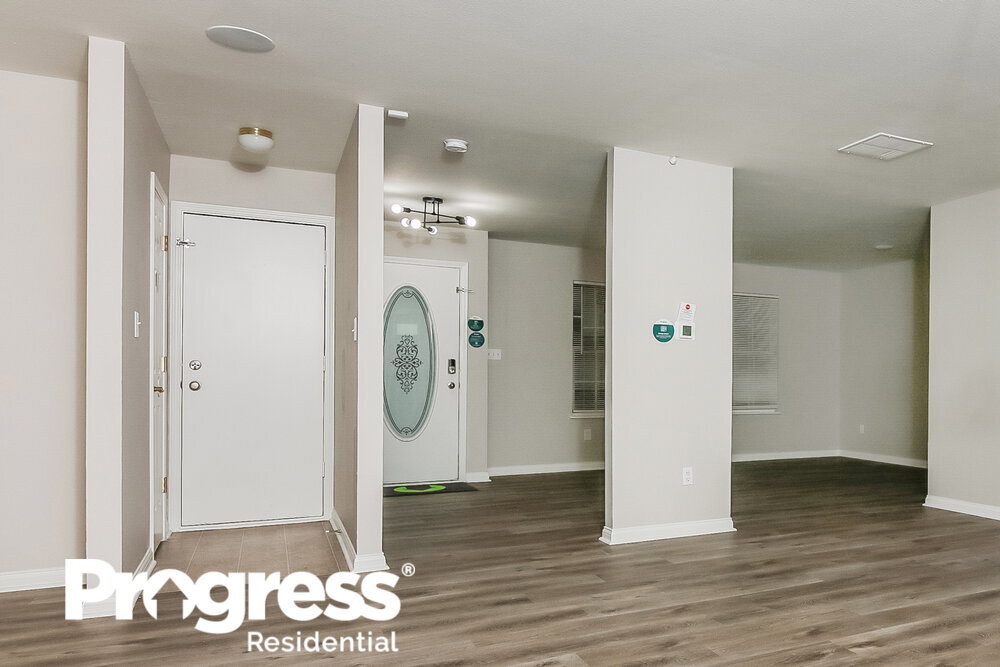 Building Photo - 1848 Ernest Dr