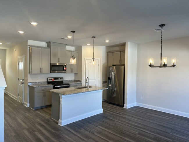 Building Photo - 4525 Skywood Ln