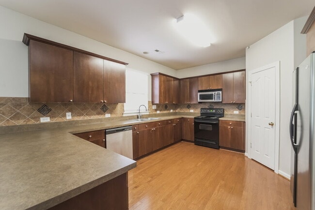 Building Photo - 15126 Callow Forest Dr