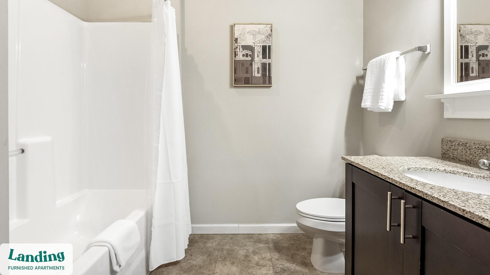 Building Photo - 4050 W Pine Blvd