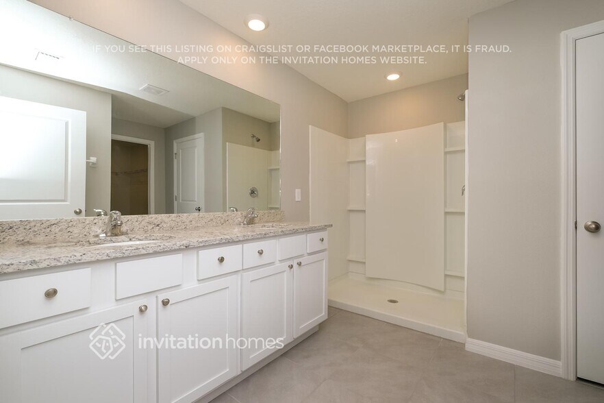 Building Photo - 5216 Song Sparrow Ter