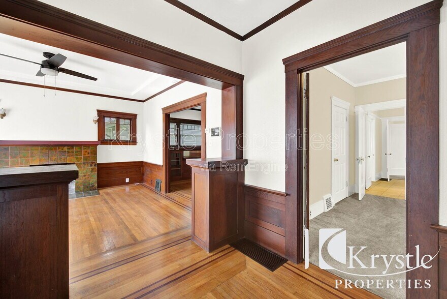 Building Photo - 1026 Carolina St