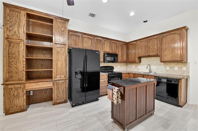 Building Photo - 2153 Colby Ln