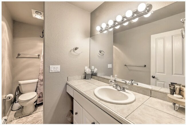 Building Photo - 607 Wingfield St