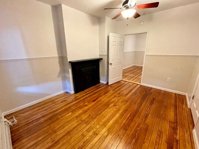 Building Photo - 27 Hopkins Ave