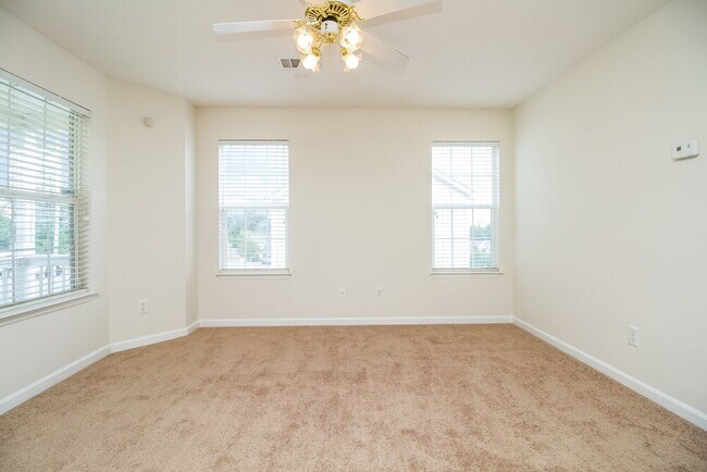 Building Photo - 1133 Phelissa Dr