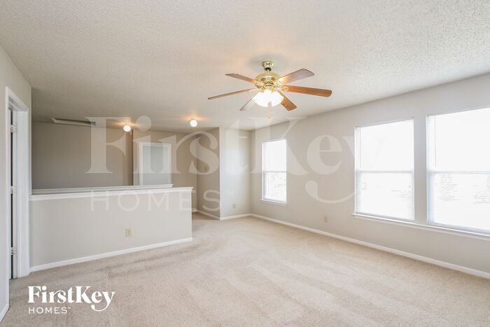 Building Photo - 6827 W Littleton Dr
